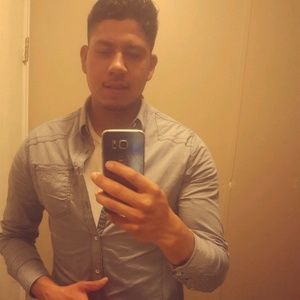 Meet your Posher, Javier